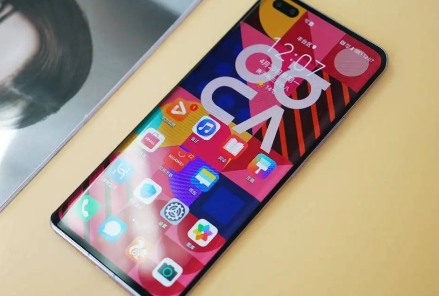 戴森|手机CPU越往上的，CPU性能越好，处理速度越快