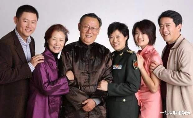 吕中|吕中：成名路上有泪，被忽略的儿子今成她骄傲，女儿成国家的骄傲