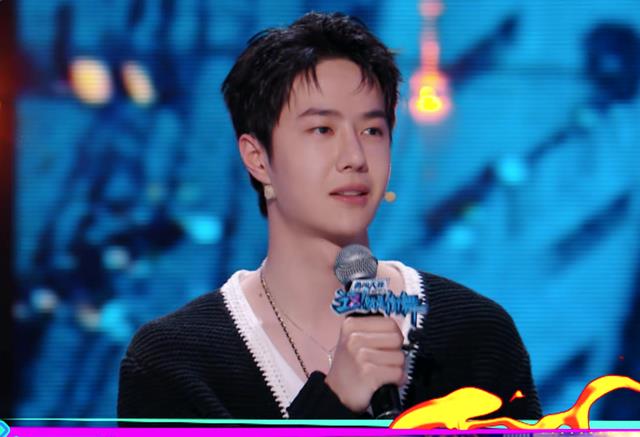 王一博|大张伟带王一博“云”活跃各大综艺,王编剧拉大老师来这就是街舞