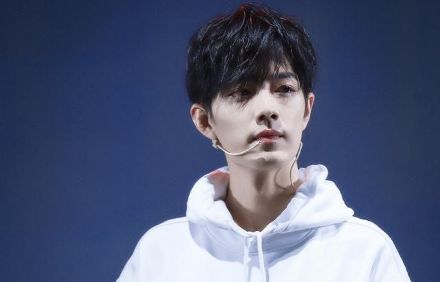 肖战|知情者透露肖战首部剧幕后，直言不讳不支持肖战，是不得已的选择