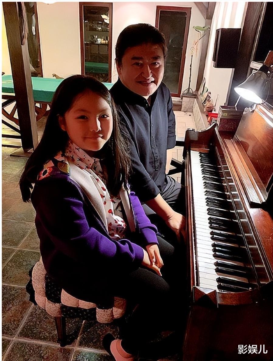 |李湘凌晨发文为王诗龄庆生，网友一句评论，会让多少人“脸红”？