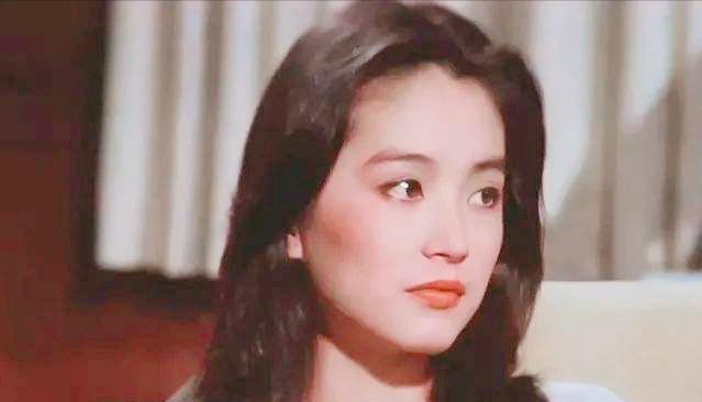 蒋勤勤|当影视剧里亲姐妹同框，蒋勤勤赢了朱茵林心如，陈德容萧蔷差距大