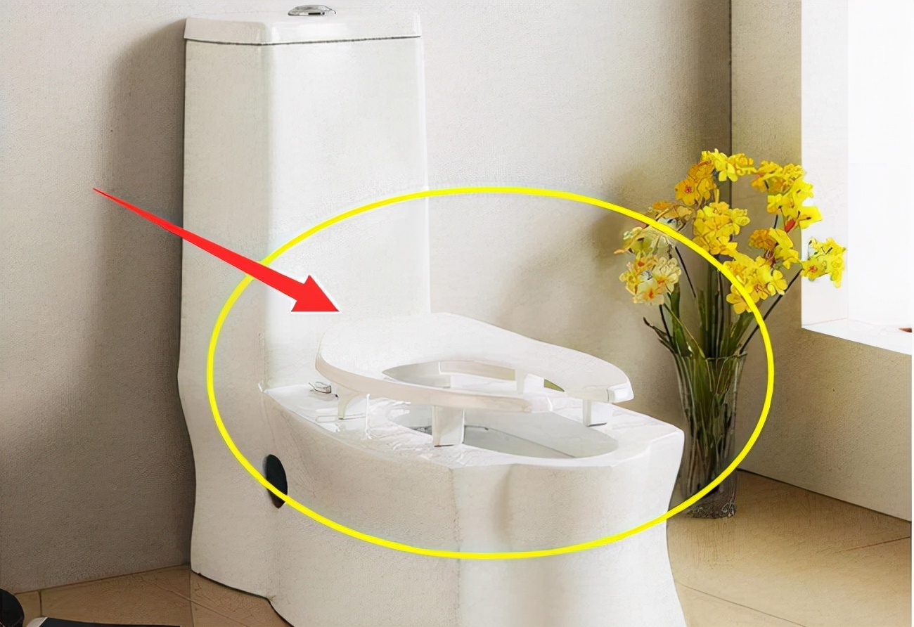 为什么美国的马桶盖上有个缺口?难道是中外有别?这个设计好独特