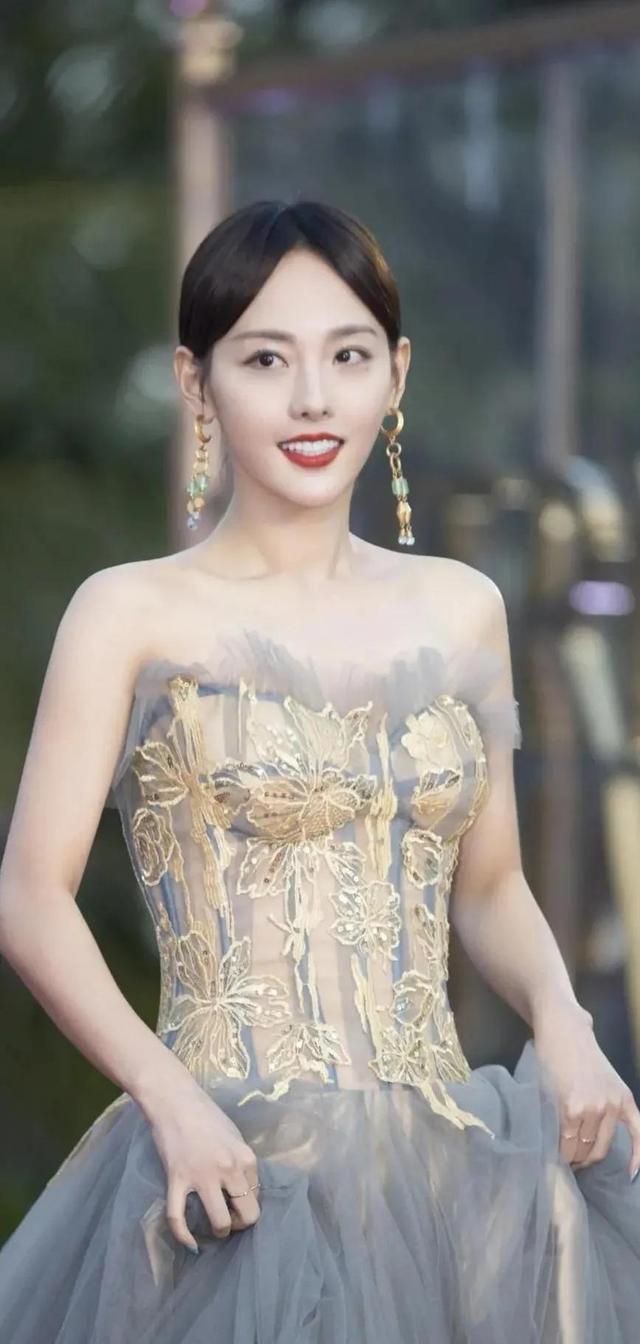 张嘉倪|明星美图欣赏—好美的张嘉倪