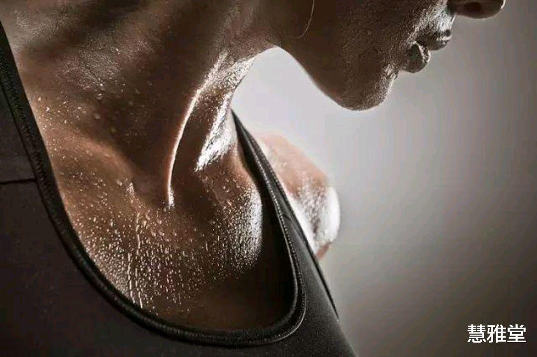 牙齿|体内湿气重对身体有哪些危害？想要祛湿，建议夏天多喝一种水