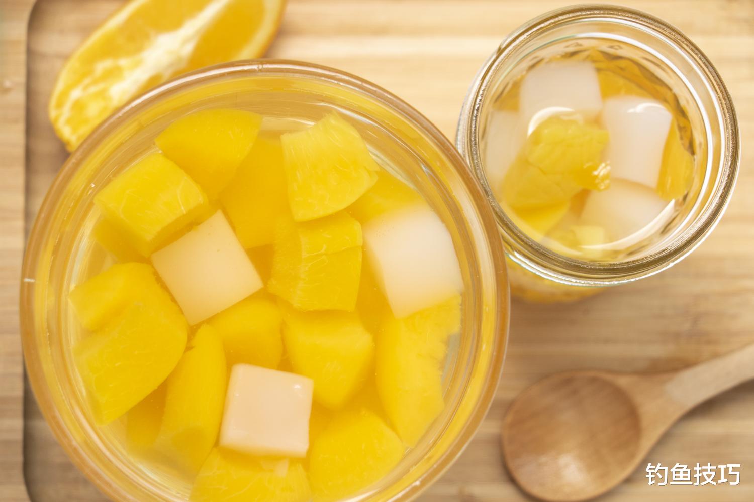 臭豆腐|臭豆腐钓鱼有奇效?不仅是臭豆腐,西瓜皮、罐头等都可以用来钓鱼