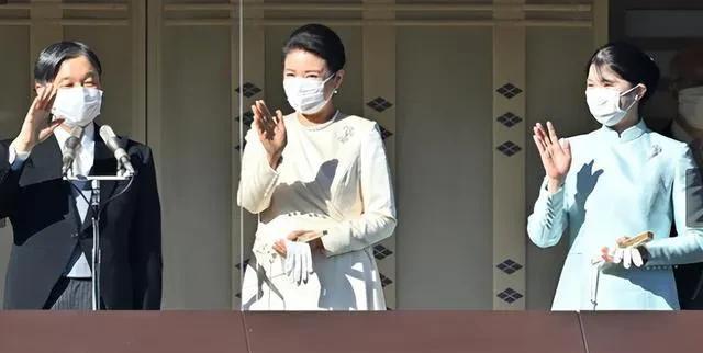 爱子公主|女王养成记:新年庆爱子公主气质绝佳,貌美佳子公主被碾压像跟班