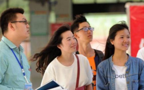 小姐姐|大一新生不当班干部不入学生会，对未来影响大吗？过来人说出实话