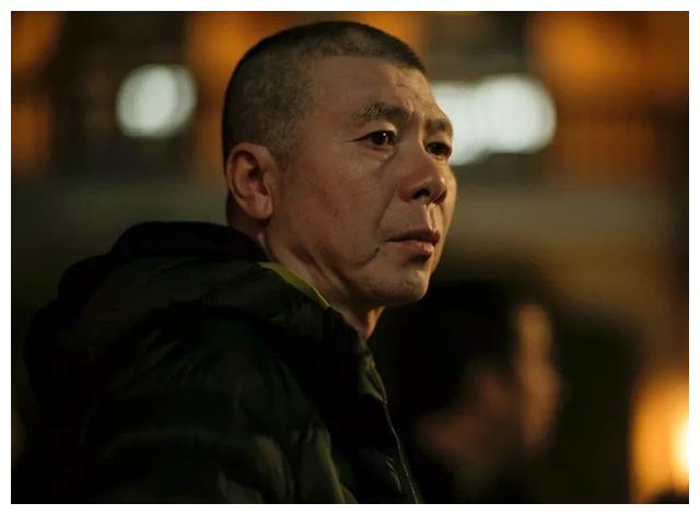 张艺谋|打败张艺谋为首的西北帮,甩开冯小刚牵头的京圈,贾玲到底凭啥?