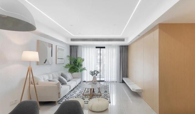 她家没有过多装饰,却因简单自然走红小区,邻居:看着感觉很舒服