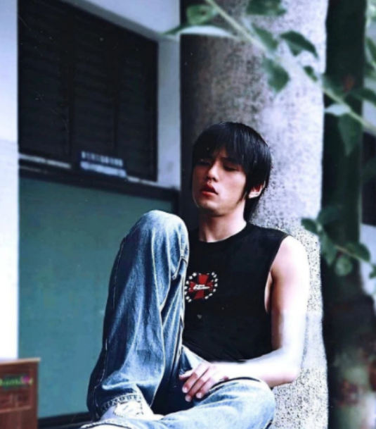 明星|一双鞋80万，一个电视60万，一把椅子360万，明星们可真舍得花钱