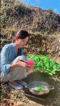给男朋友看我新做的美甲，为什么他看完就把我拉黑了？哈哈哈哈