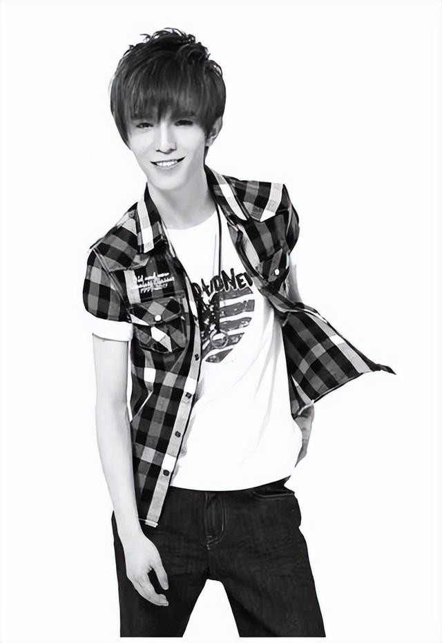 郭敬明|从“天才作家”到“抄袭大王”,郭敬明到底经历了什么?