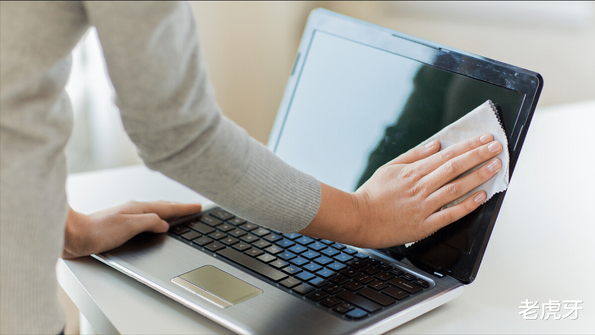 职业教育|46岁女人倾诉:当住家保姆工资7500元,工作很轻松,我却很为难