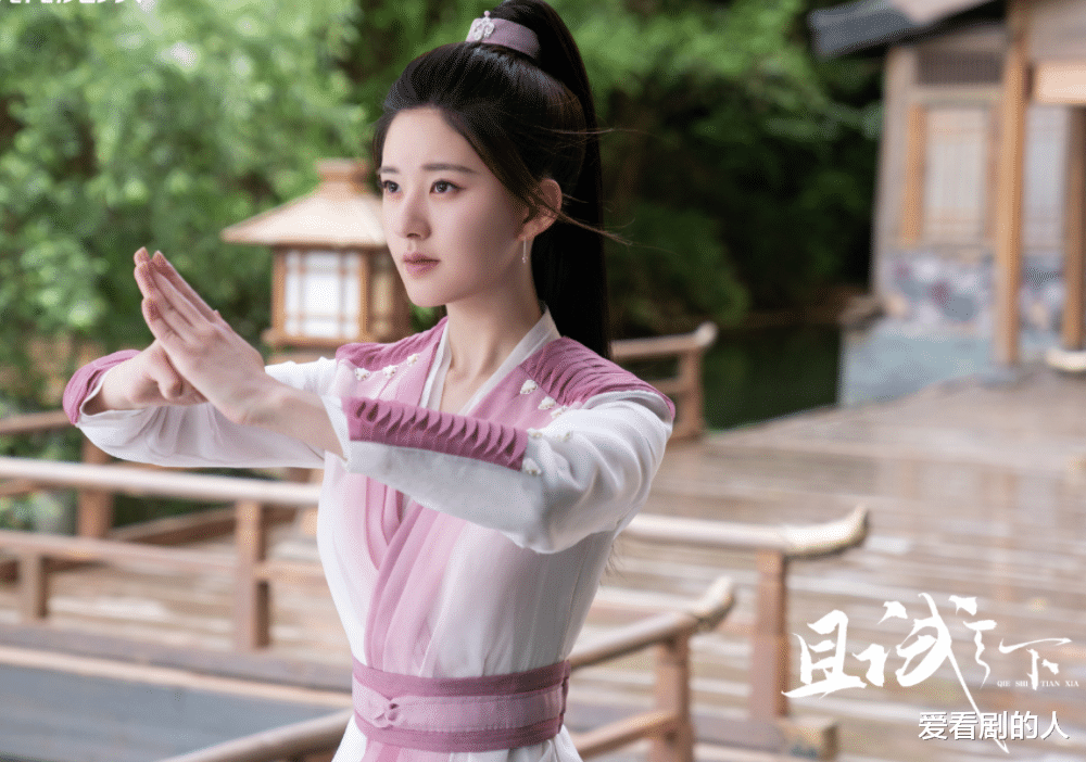 杨洋|杨洋、赵露思、宣璐《且试天下》首登猫眼热度榜TOP1,播放量喜人