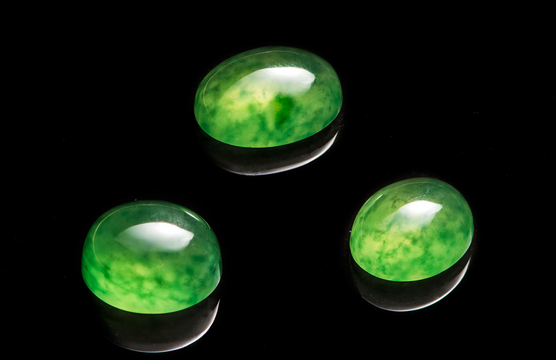 翡翠|美国产的金翠玉可媲美缅甸高档翡翠，可惜终究难以市场化