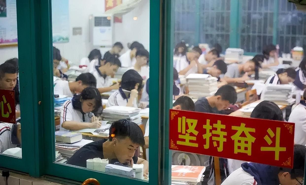 又一轮拟合并院校“浪潮”来袭，关系到多省市学生，你看好哪所？