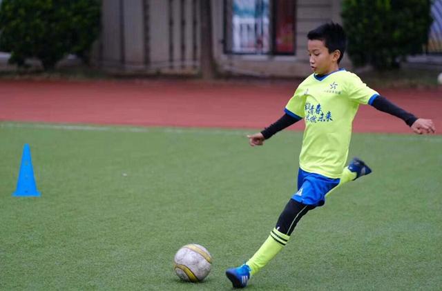 西甲|官宣！中国14岁天才球员诞生！西甲第17兴奋，签第1人+创留洋纪录