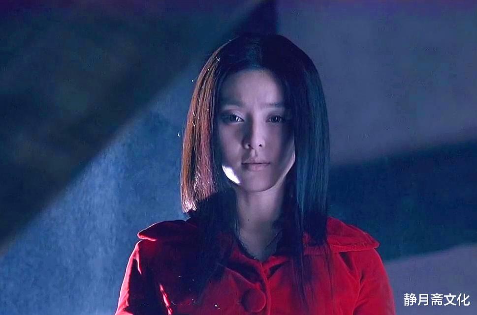 民间故事:书生夜宿山屋,遇姐妹被骗童子身,女子:保你中功名
