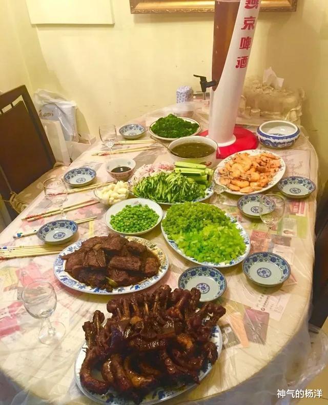 关晓彤|关晓彤被痛骂，被深扒资产才知，她壕得不像样，没想到能捞这么多