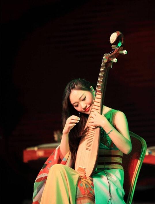 女子十二乐坊|当年红遍国内的“女子十二乐坊”,现如今销声匿迹,原因为何