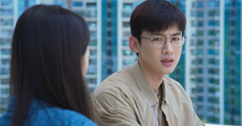 全员加速中|开端：全员选角完美，她却被指是败笔，全程眯缝眼，让人出戏