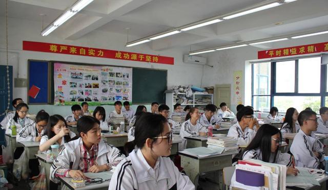 考试|中考落榜的学生,选“职高”还是“民办”?理想和现实一目了然