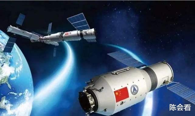 天舟四号发射成功! 神舟14号乘组选定, 老美笑脸相迎请求合作!