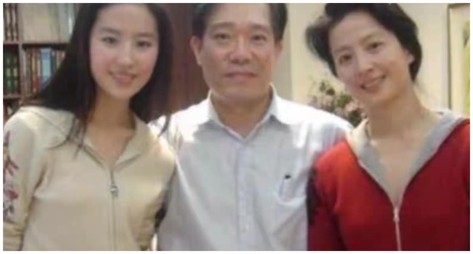 刘亦菲|为何拥有美国国籍的刘亦菲，却被央媒认定为是中国演员？发人深思