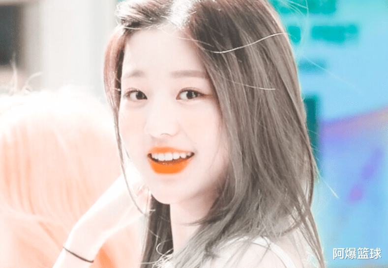 中国人|张元英被网友嘲讽明明是中国人，偏要假装外国人