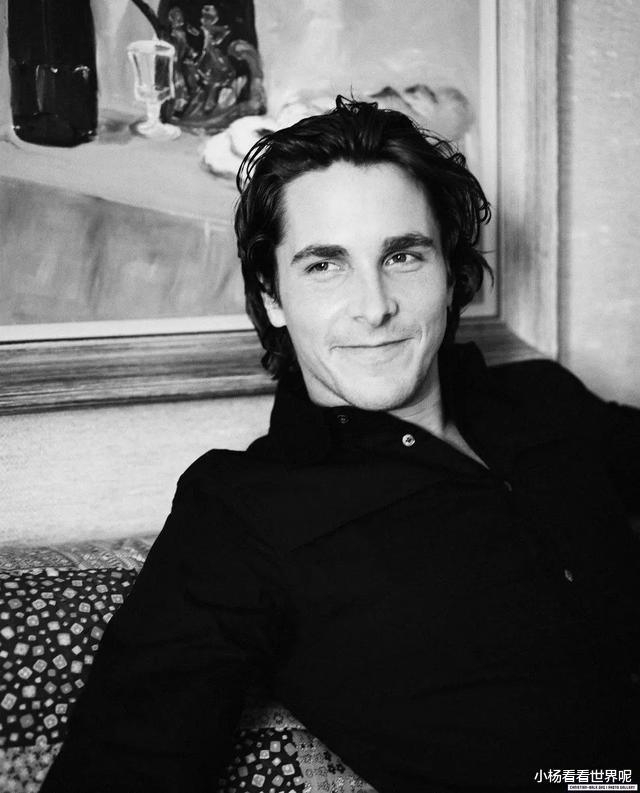 电影|神颜蝙蝠侠被爆形象崩塌？！爆肥100斤，粉丝：你要这颜值有何用