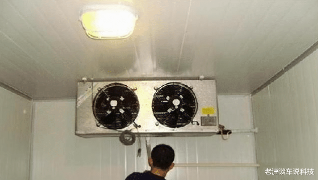 冷库如何防止人被关里面?