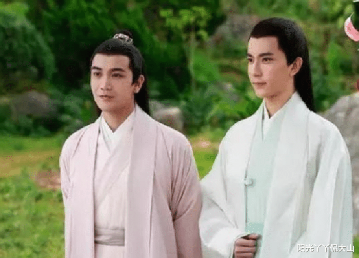 折颜|三生三世：不要俊逸潇洒的折颜，狐后为何选择了木讷的狐帝呢？