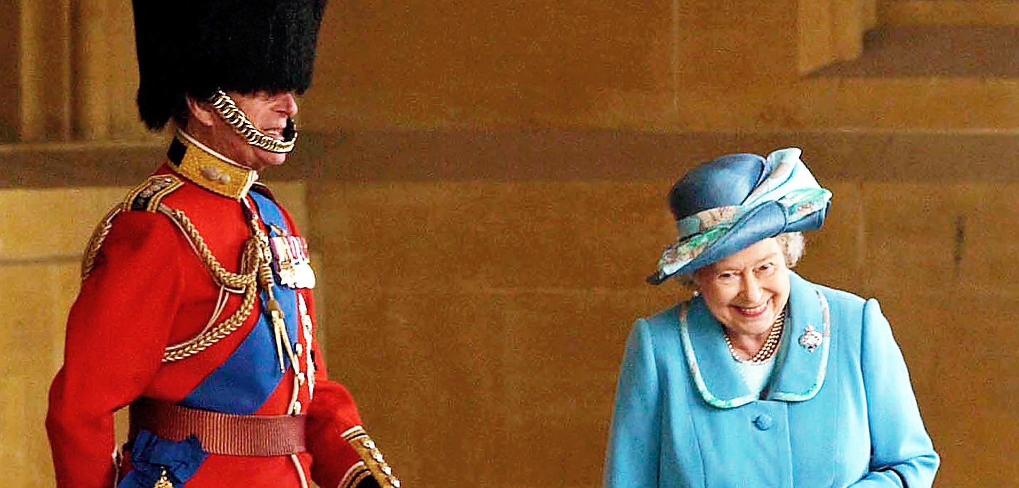 英国女王逝世前,遛狗烧烤散步心情好,知情人称她是突然去世