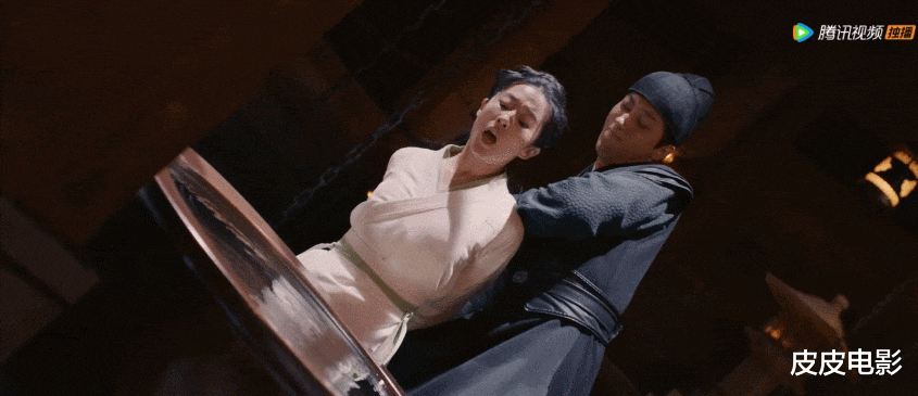 张小斐|欧阳奋强的下巴,刘亦菲的颈椎,明星风光背后,有多少难言的隐疾