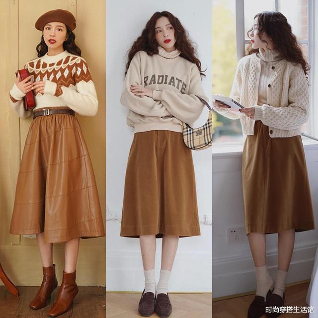 秋天出游怎么穿才好看?备上这“3衣2裤2裙”就够了,温暖又显瘦