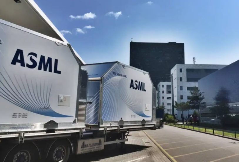 阿斯麦尔|接二连三的消息，让ASML有点“扛不住了”？