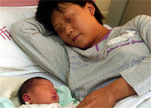案件:江苏一男子杀妻后自首,法医检验取证时,妻子竟然站了起来