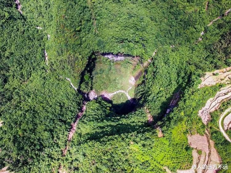 武隆|重庆“国字号”地质公园，有着地球最美的“坑”，你去过吗？