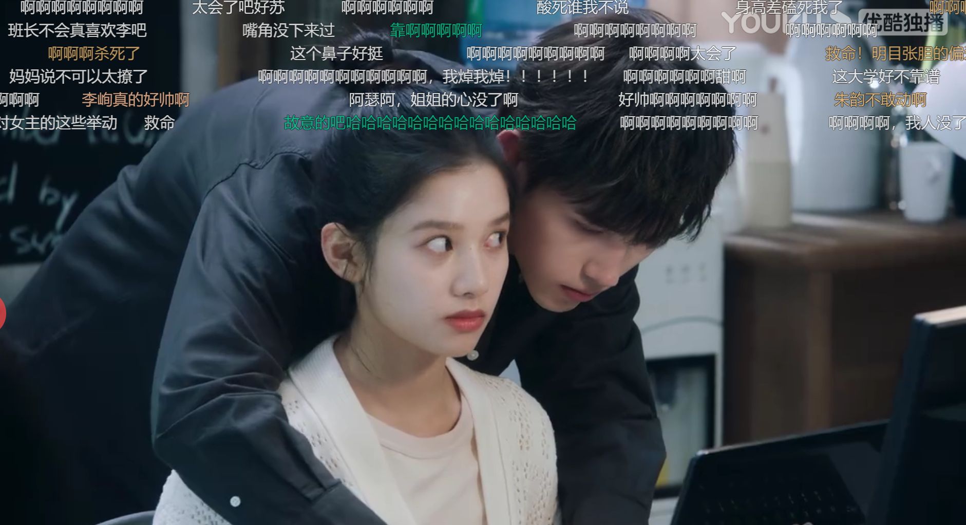 陈飞宇|陈飞宇《点燃我温暖你》神颜出圈,热度飙升,演技却被“群嘲”?