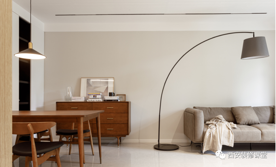 90㎡两室两人新家，全屋隐形门