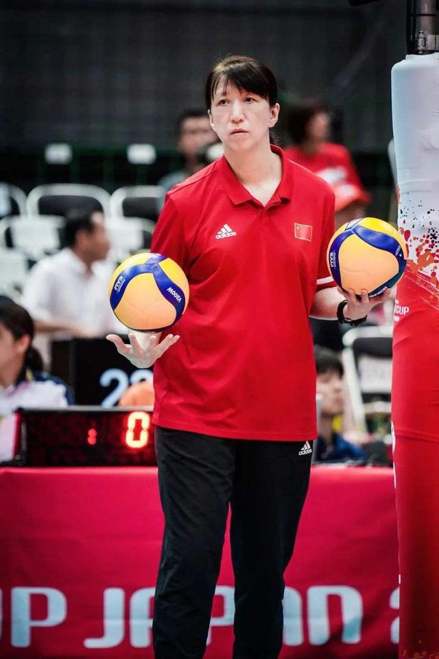 教练|再见赖亚文，郎平最佳搭档退出中国女排教练组，下一站去向曝光