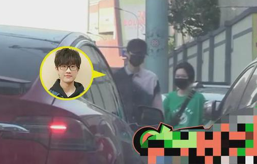 许嵩|“雅俗共赏”许嵩：央视用15分钟表扬，却曾被贴上“恶俗”标签