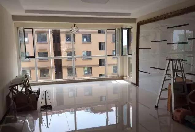 晒晒我家硬装10万的新房，刚保洁完就很漂亮了，确实值且不输人