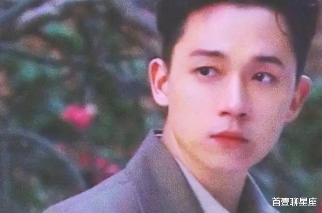 沈腾|年轻时帅到惊为天人，然而花期短暂中年发福，颜值坍塌的8位男明星