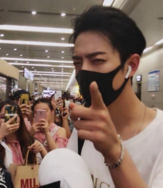 肖战|《余生, 请多指教》的大结局, 网友却在热议肖战当“爸爸”了