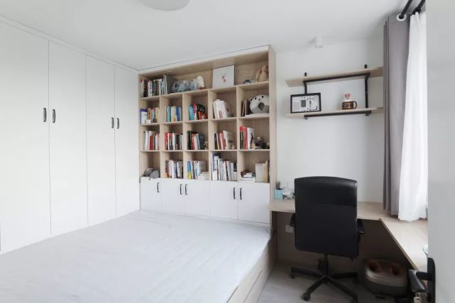 65㎡烂户型神改造,大二居塞进衣帽间、工作区、卫生间干湿分离