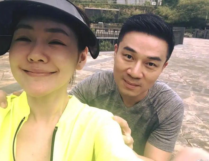 许雅钧|许雅钧被曝出轨俄罗斯美女，对方回应是朋友，否认家暴小S