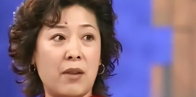 关牧村|关牧村带着儿子改嫁，前夫王星军孤身一人，什么造成这么大反差？