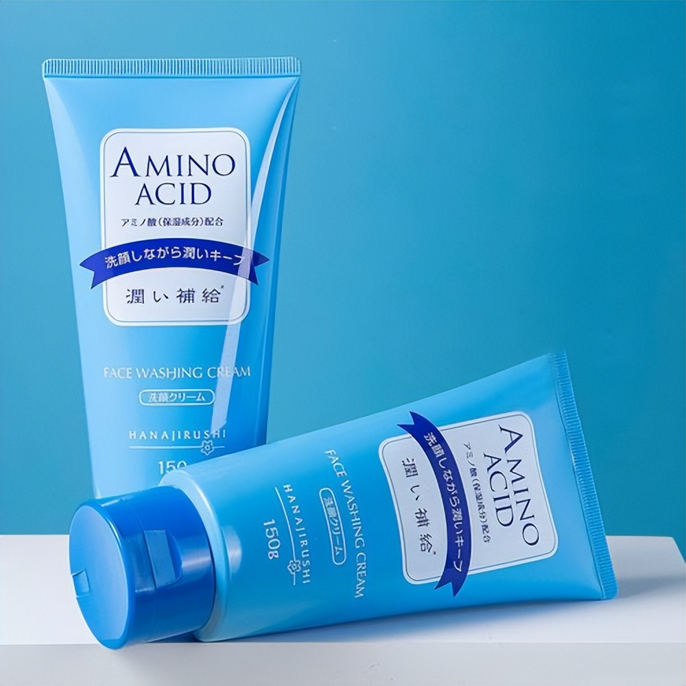 连衣裙 要把脸部洗干净，洗出肌肤净透亮！